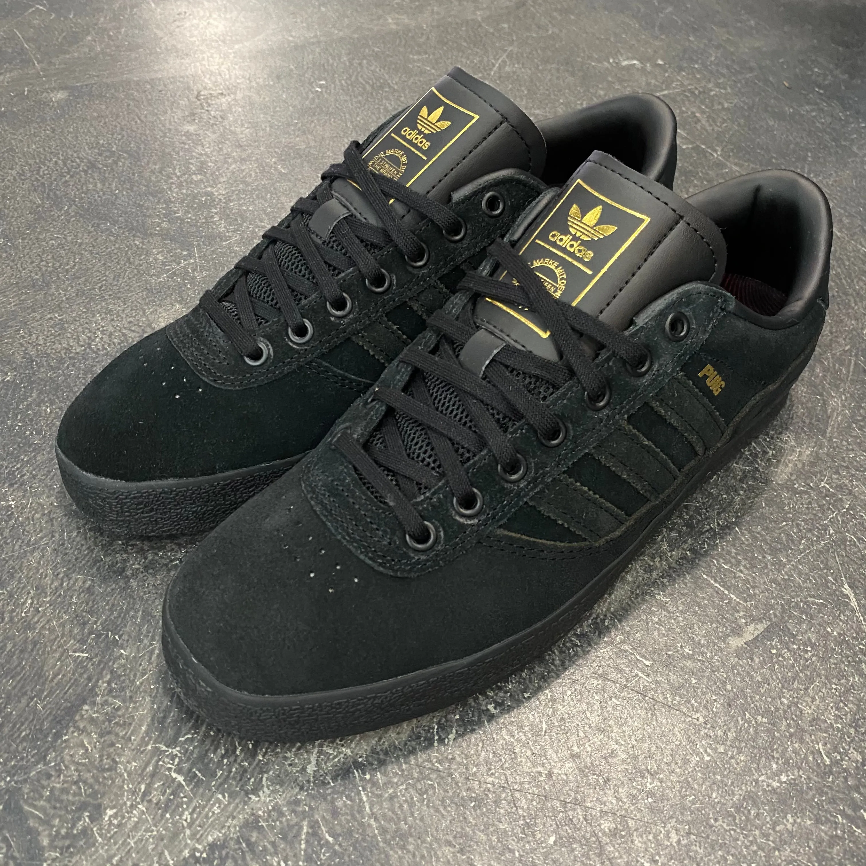 Adidas Puig Indoor Black/Black/Gum