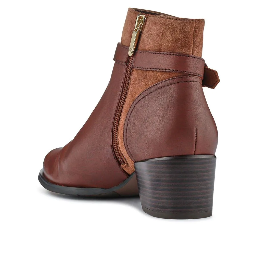 Buckled Block-Heel Ankle Boots - BEDEN40510 / 327 487