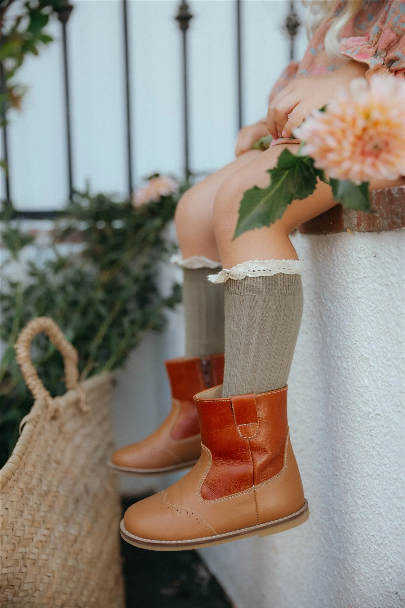 Leather Boots - Chestnut