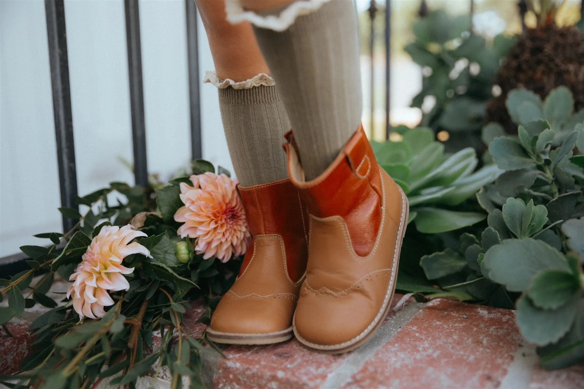 Leather Boots - Chestnut