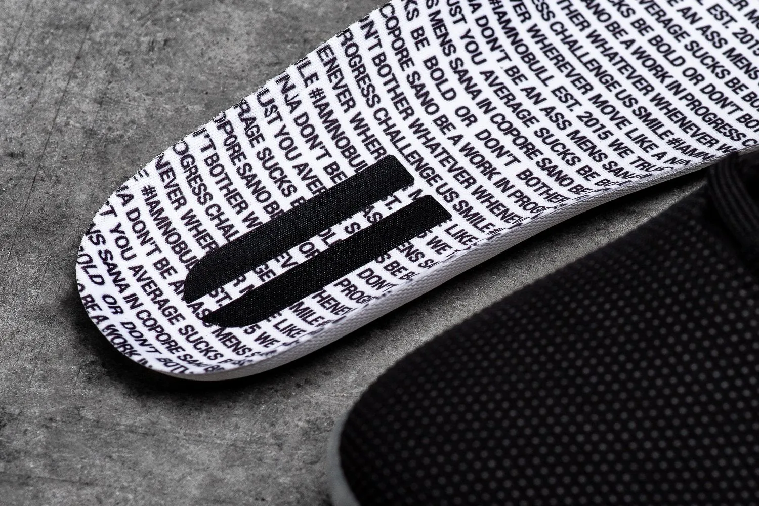 LIMITED EDITION #IAMNOBULL TRAINER (MEN'S)