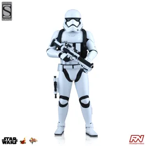 STAR WARS: First Order Stormtrooper (Jakku Exclusive) 1:6 Scale Movie Masterpiece Figure